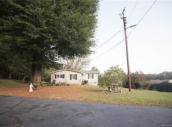 3rd image of 675 Wagner St #51-48