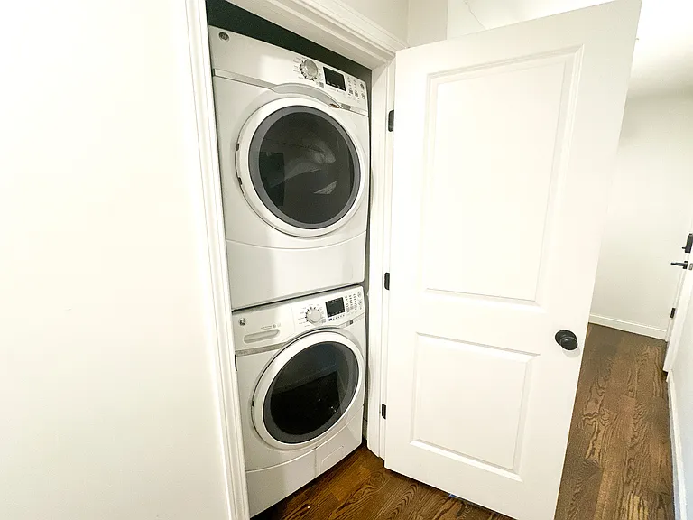 77 Torrey St #2 — Photo 14