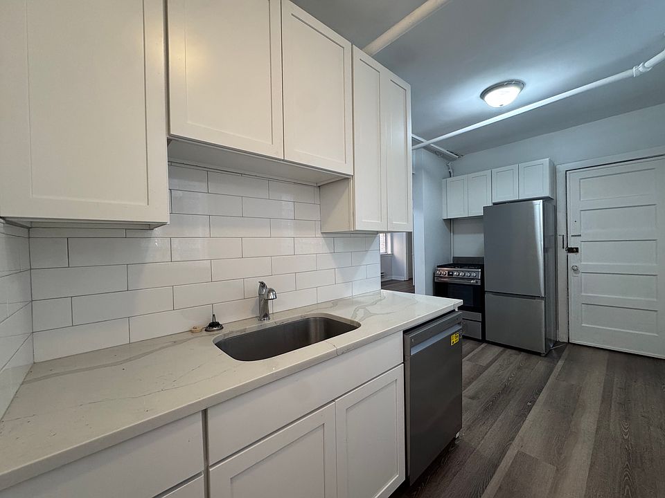 1st image of 4111 N Ashland Ave #G