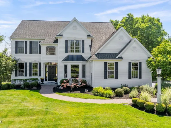 11 Fairview Lane, Mechanicville, NY 12118