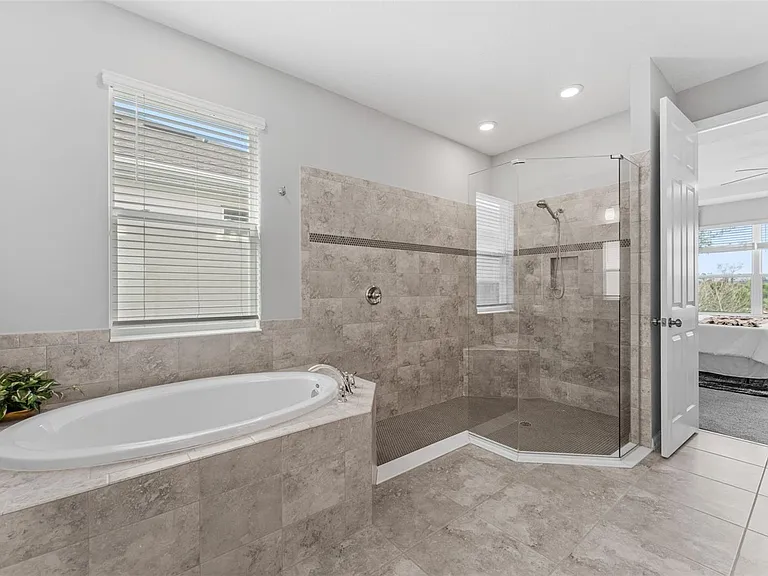 3439 Buoy Cir — Photo 25