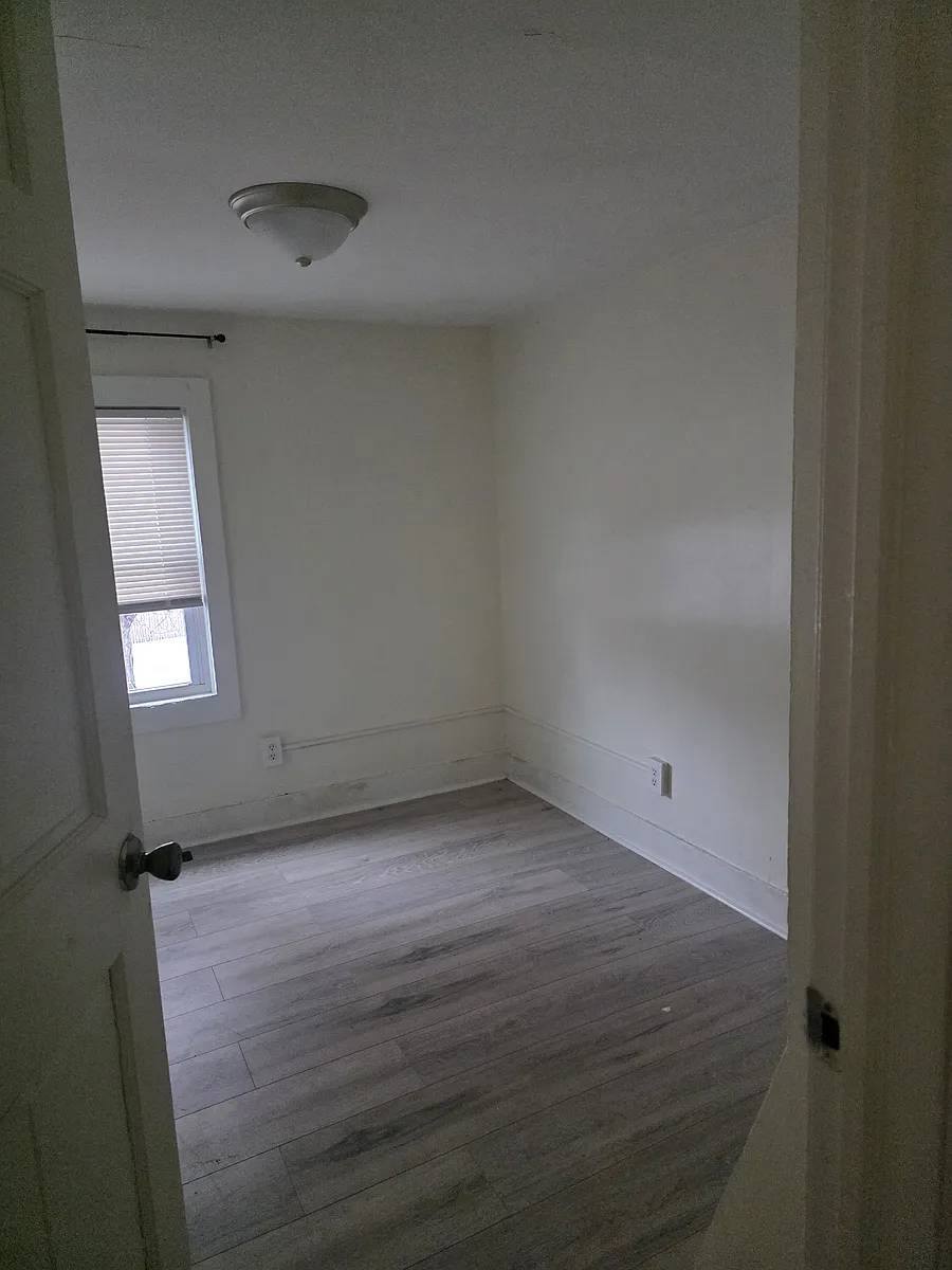Building Photo - 721 Silver Sands Rd #1