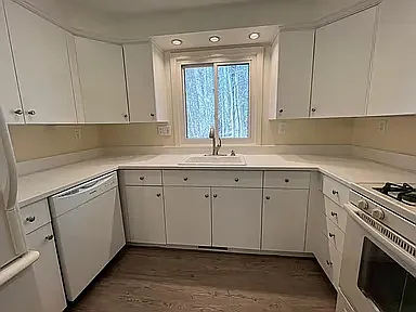 18 Crawford Ln — Photo 6