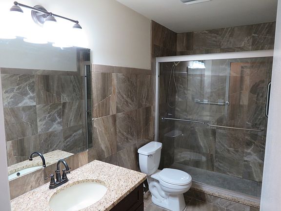 4th image of 1545 Windjammer Ln