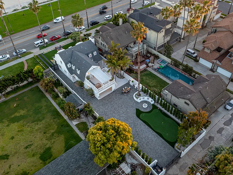 3335 E Ocean Blvd — Photo 41