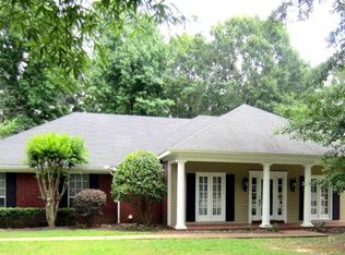 8232 Fairway Dr, Meridian, MS 39305