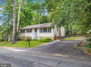 831 Boxwood Trl, Crownsville, MD 21032