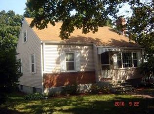 95 Cottage St, Hudson, MA 01749
