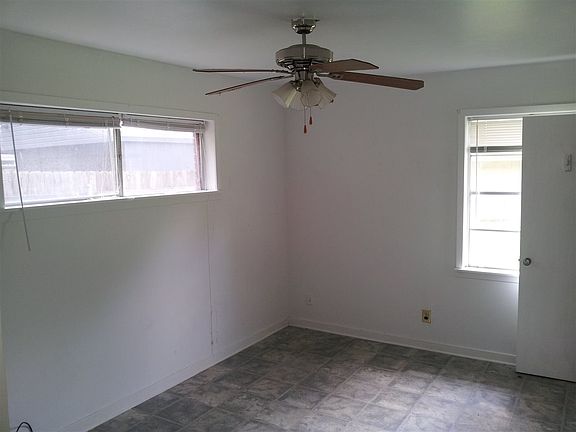 5th image of 203 John Glenn Ave
