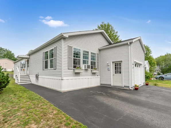 245 Deerwood Street, Scarborough, ME 04074