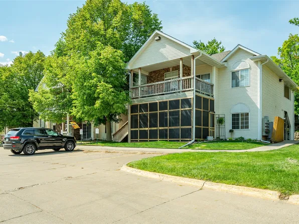 2409 Patricia Dr, Urbandale, IA 50322
