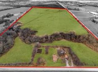 3704L NW Cookingham Rd, Kansas City, MO 64164