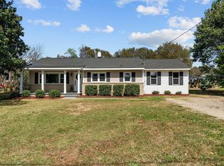 604 Old Post Rd, Erwin, NC 28339