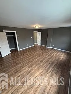 110 Roebling Ave Photo 1