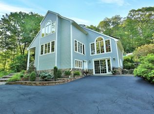 296 Barrett Hill Rd, Mahopac, NY 10541