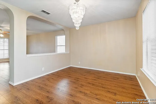 5207 Wood Glen Dr — Photo 11