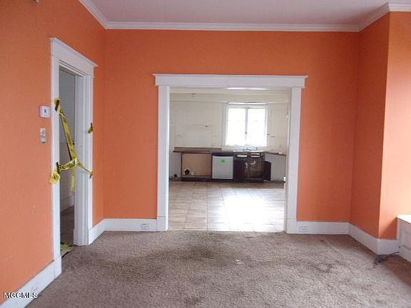 3rd image of 257 Seal Ave