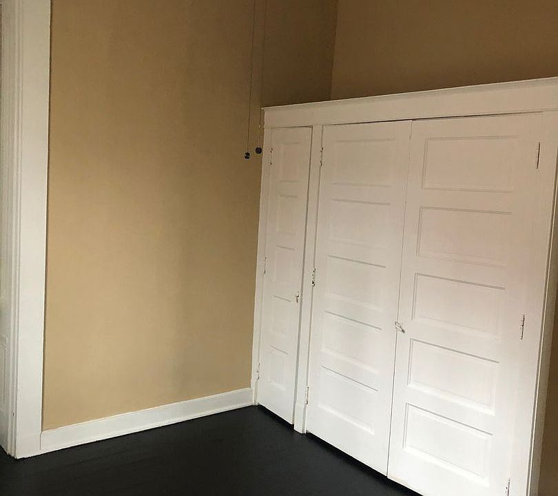 2nd image of 1124 S 3rd St APT 16