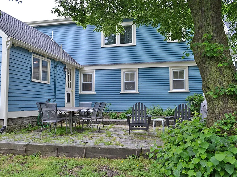 7 Granite St — Photo 2