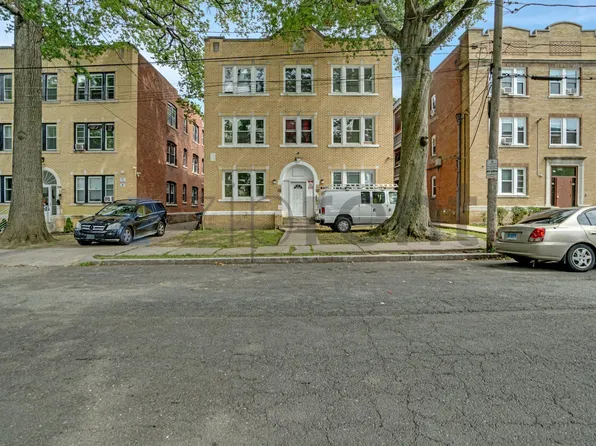 204-206 Magnolia St, Hartford, CT
