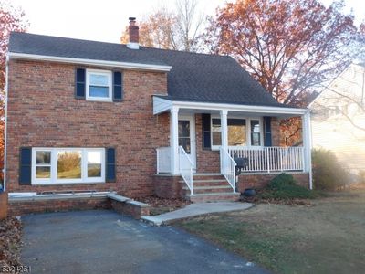 15 Woodmere St, Raritan, NJ, 08869