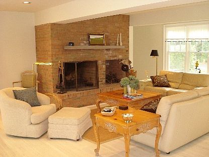 1st image of 8 Foxcroft Ln