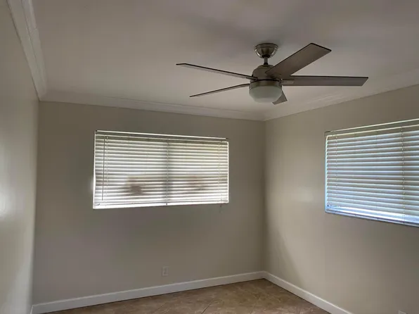 7086 Lawrence Road, Boynton Beach, FL 33436