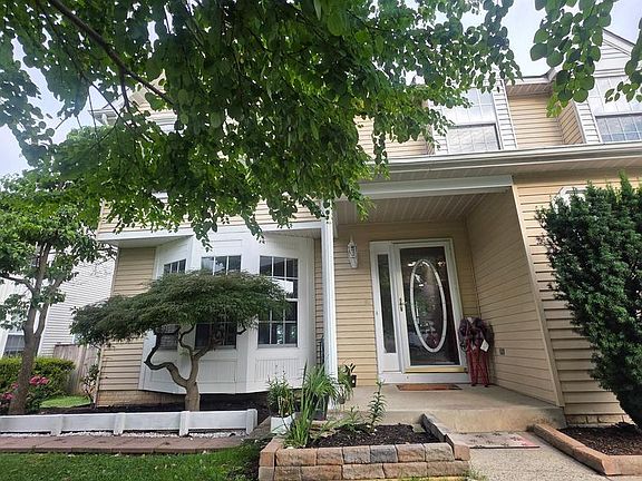 2nd image of 516 Sage Hen Way