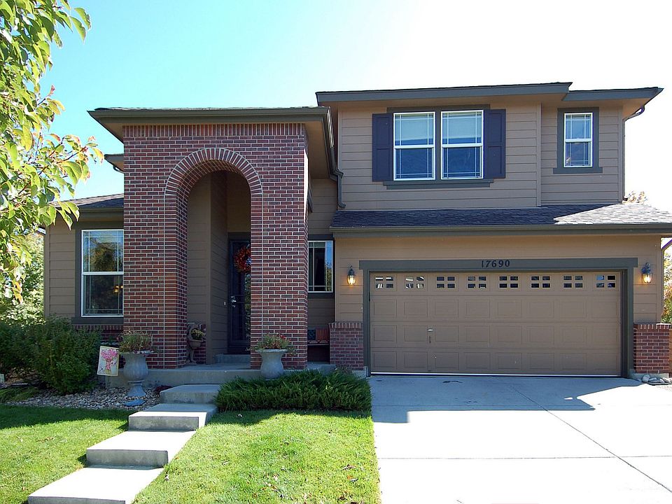 4 bed 4 bath in Reunion
