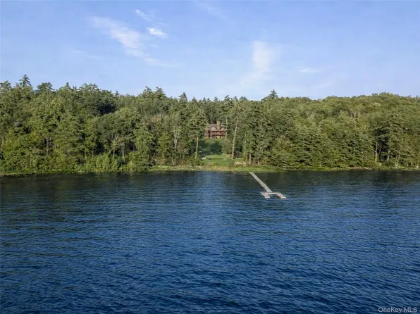 60 Top Ridge Trail, White Lake, NY 12786