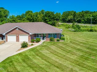 11412 Shangri La Ct, Centertown, MO 65023