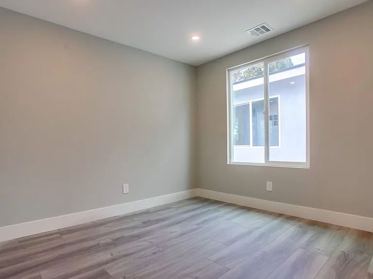 3266 Eureka Pl — Photo 8