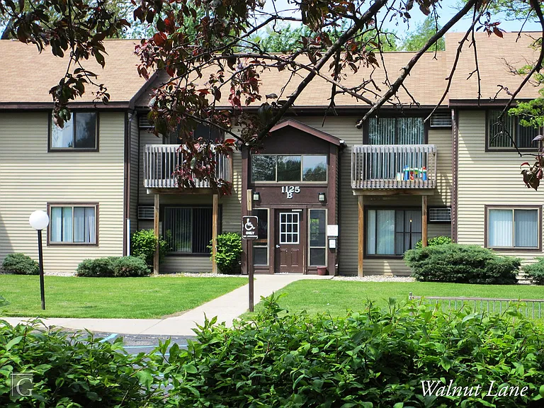 1125 144th Ave — Photo 3