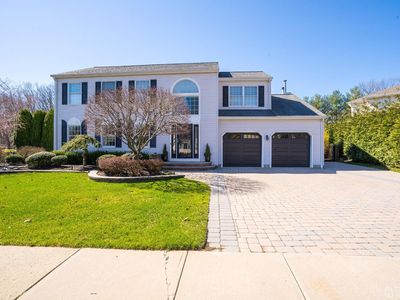 10 Essex Dr, Monmouth Junction, NJ, 08852