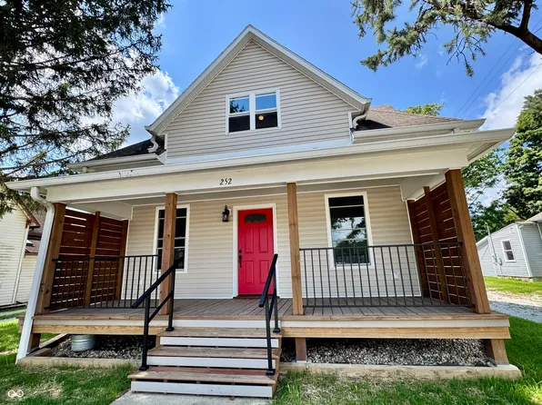 252 S Main St, Cloverdale, IN 46120