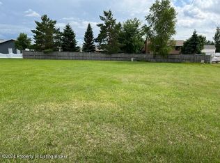 14th Ave E, Dickinson, ND 58601