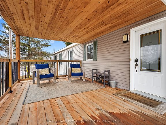 3rd image of 1288 Asselstine Rd