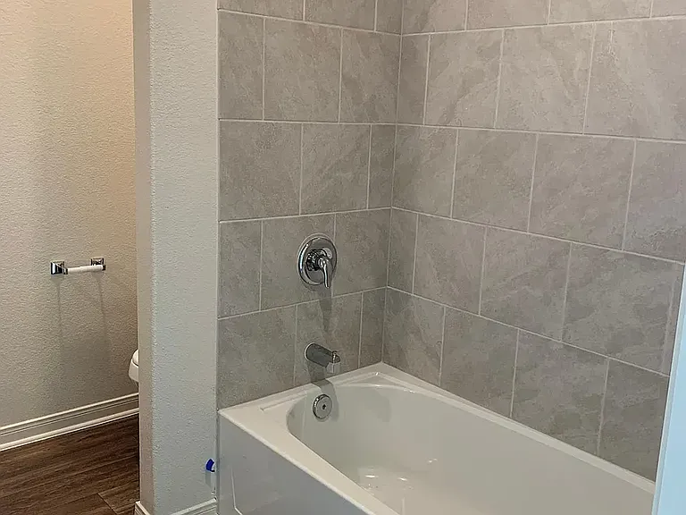 108 N Allington Cir — Photo 16