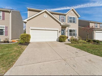 6262 Dogwood Ln, North Ridgeville, OH, 44039