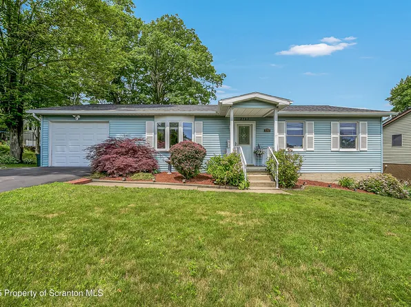 2762 Division St, Scranton, PA 18504