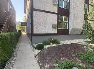 134 Langside St, Winnipeg, MB R3C1Z4