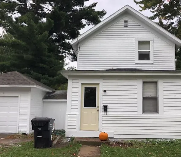 5 bed, $1,650 — Photo 1