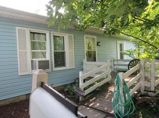 1737 Hedde St, Huntington, IN 46750