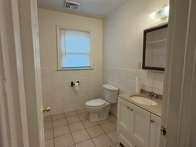 3915 Shell Rd — Photo 6