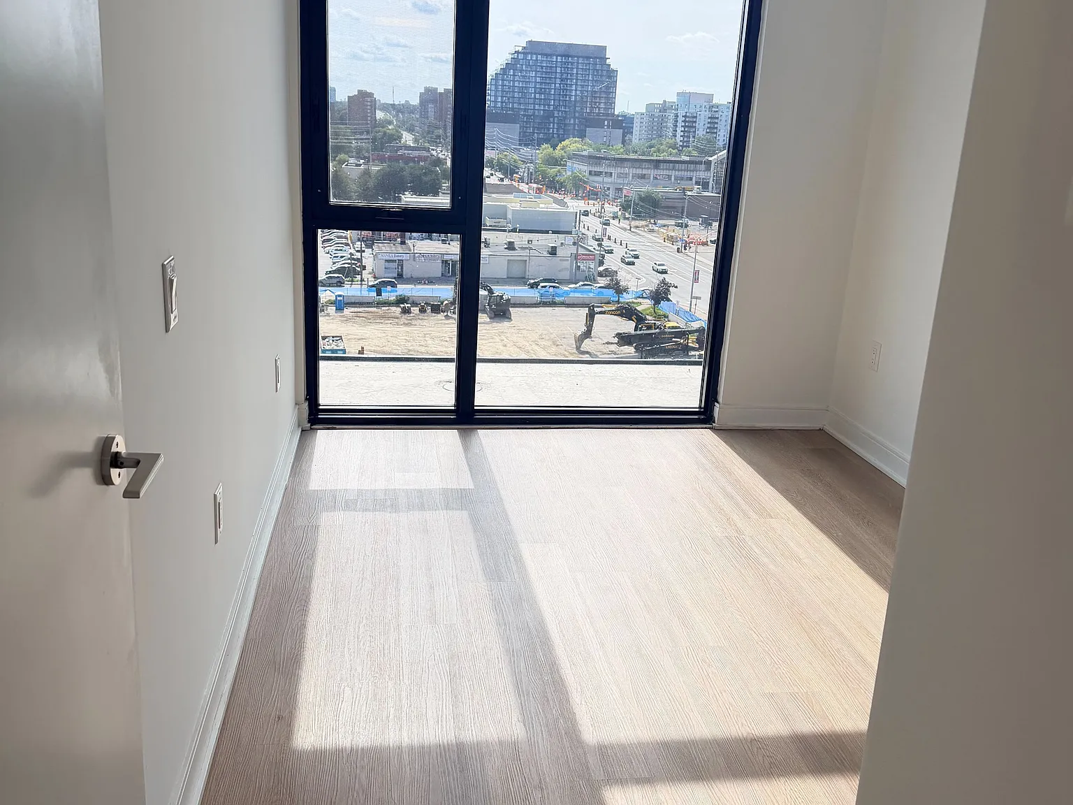 2 bed, $2,450 — Photo 2