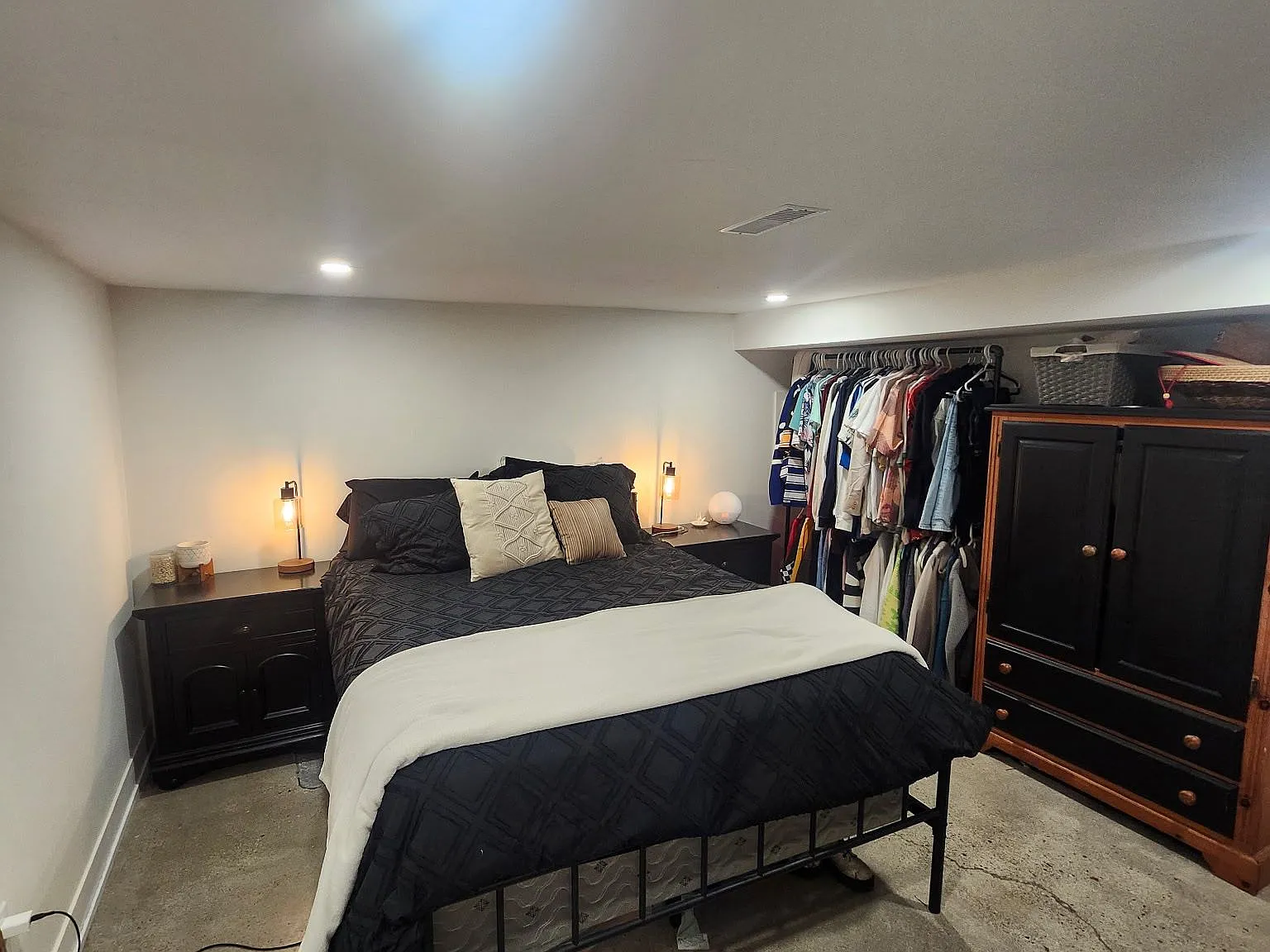 2 bed, $2,200 — Photo 4
