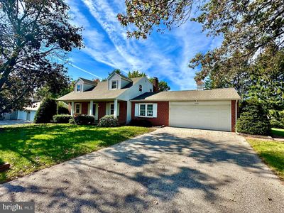 2560 Manor Rd, York, PA, 17408