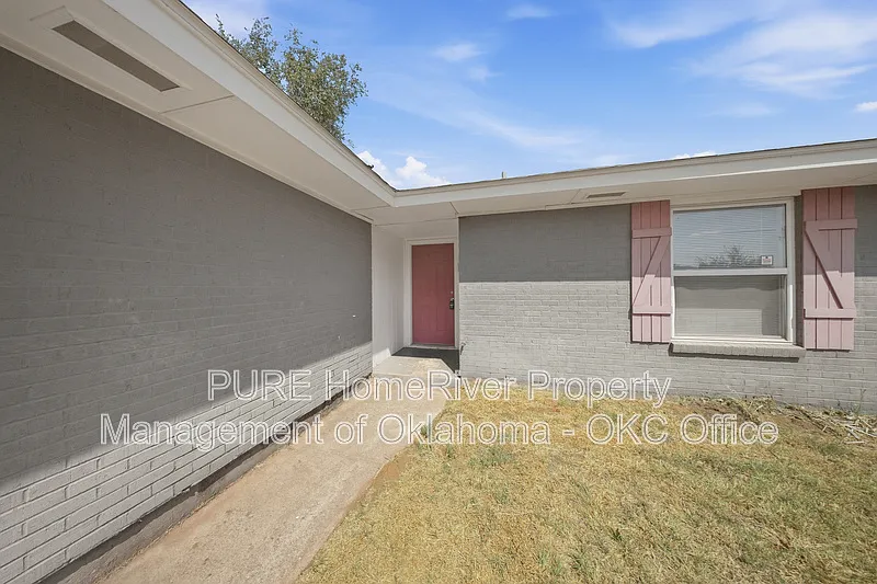 3 bed, 2.0 bath, 1054 sqft, $1,250 — Photo 2