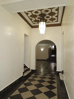 Rented by Lang Realty LLC | media 4