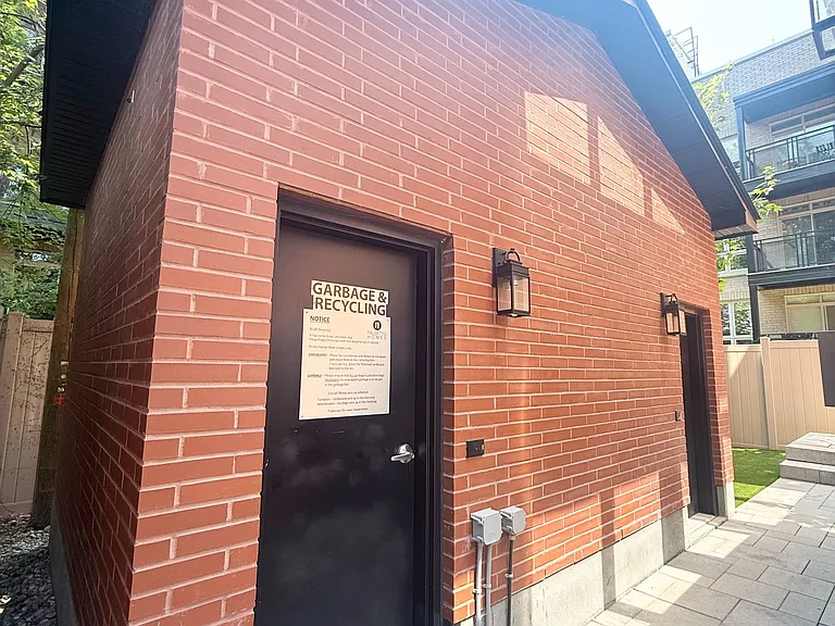 58 Florence St #4 — Photo 18